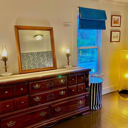 Charming 120-Year-Old Farmhouse By The Creek. Starlight Extérieur photo