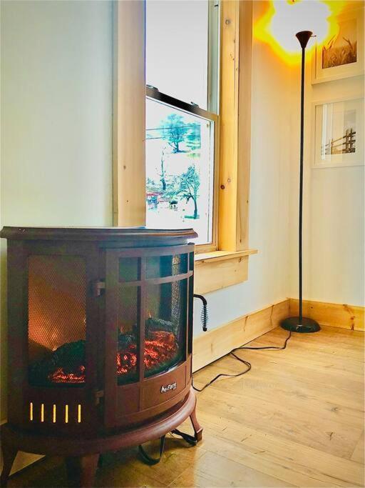 Charming 120-Year-Old Farmhouse By The Creek. Starlight Extérieur photo