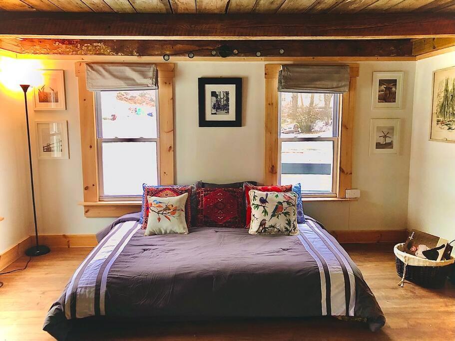 Charming 120-Year-Old Farmhouse By The Creek. Starlight Extérieur photo
